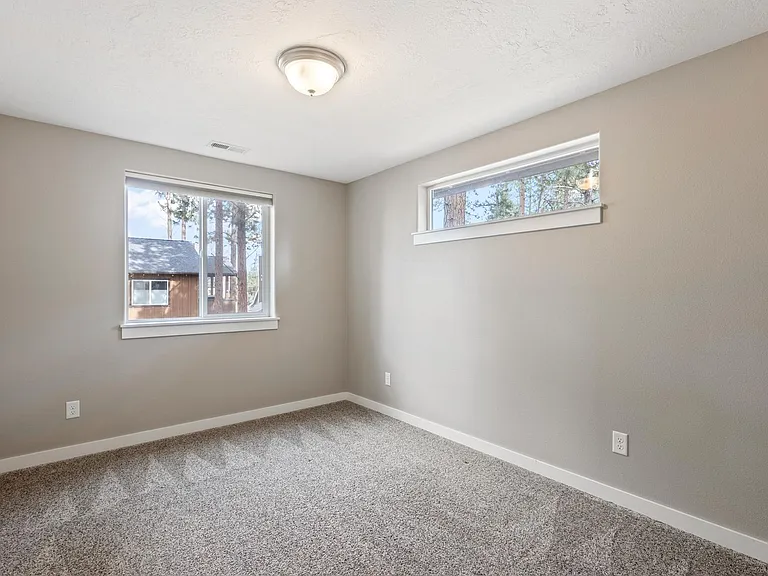 952 Timber Pine Dr — Photo 25