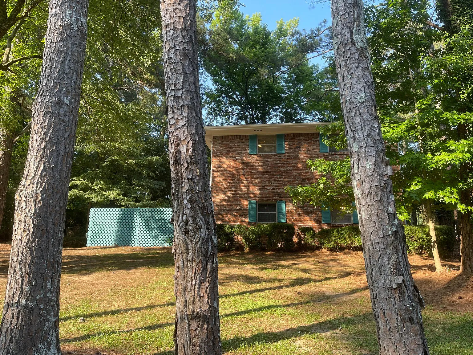 2760 Briarcliff Rd — Photo 3
