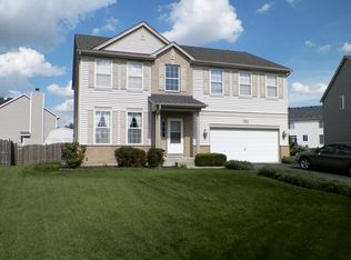 702 Silver Leaf Ct, Joliet, IL 60431