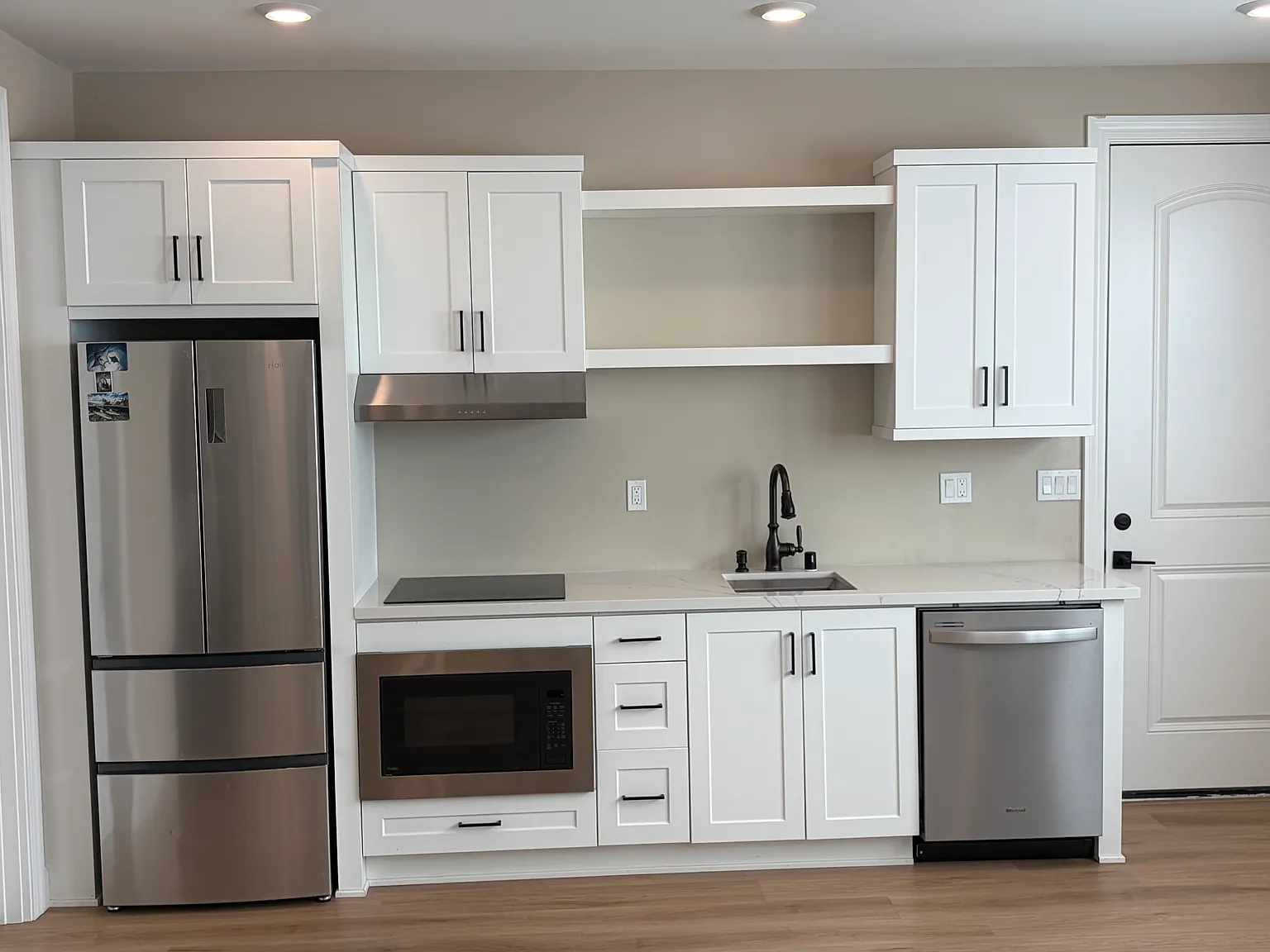 1 bed, 1.5 bath, 748 sqft, $3,350 — Photo 4