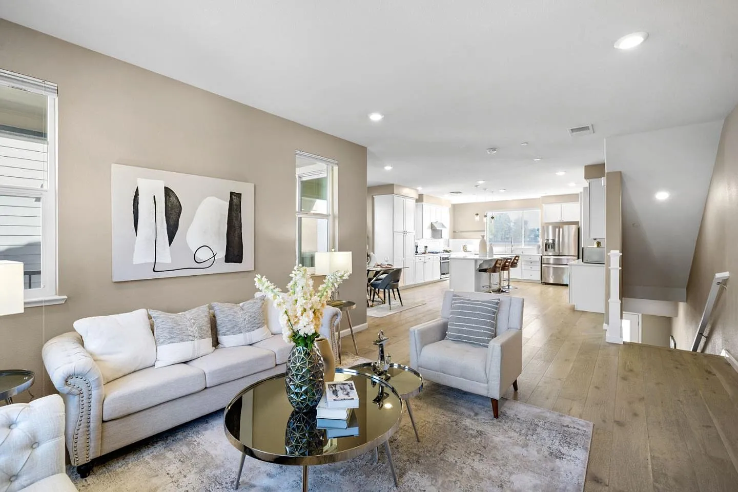 1120 California Cir photo 1