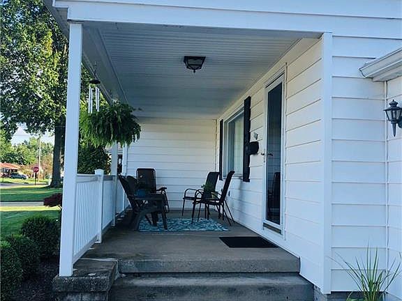 5th image of 1118 Gary Ave