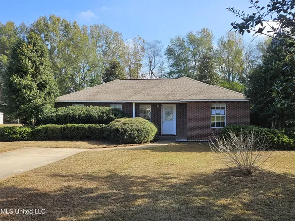 101 Maci Ln, Lucedale, MS 39452