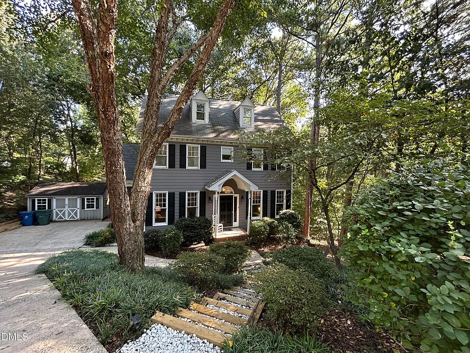 1st image of 1 Hampshire Ct