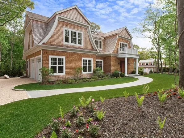19 Barn Ln, Bridgehampton, NY 11932