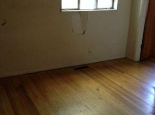 759 N Linden Ave, Waukegan, IL 60085
