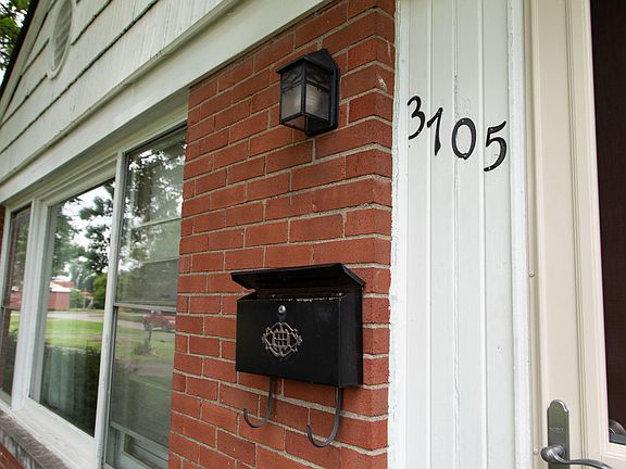 3rd image of 3705 Willmar Ave