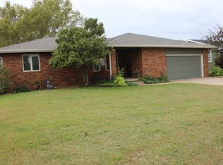 2300 Linden Dr, Salina, KS 67401