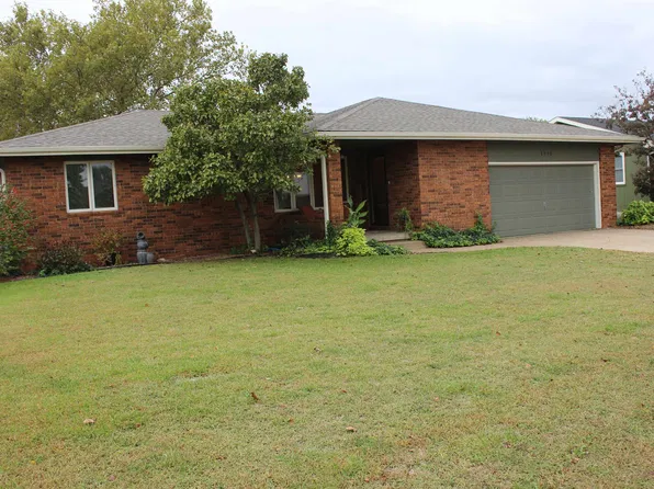 2300 Linden Dr, Salina, KS 67401