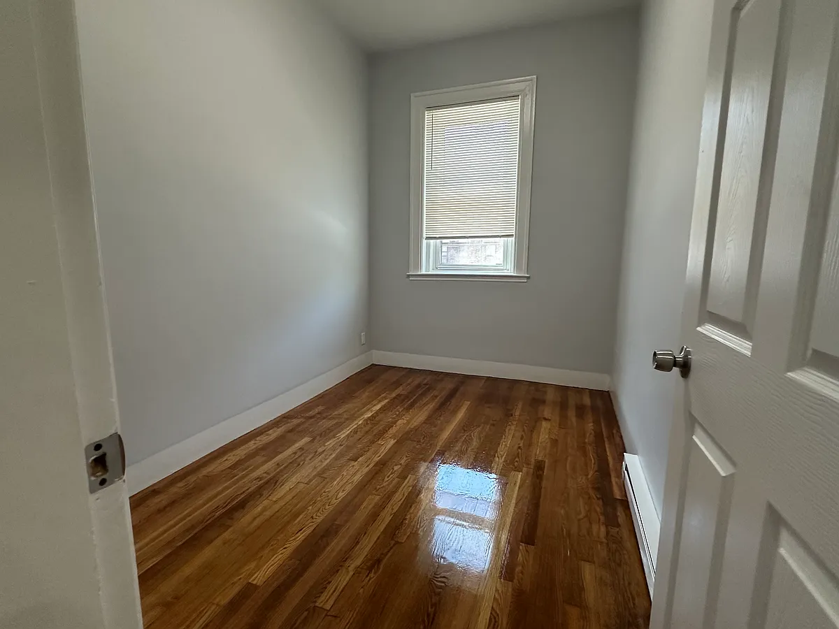 Building Photo - 472 Commonwealth Ave #3