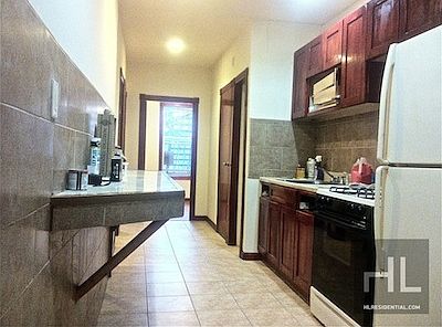 2nd image of 199 Vernon Ave #1