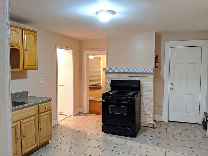 90 Cutler St #2 — Photo 25