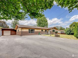 1415 Ivy Rd, Bremerton, WA 98310