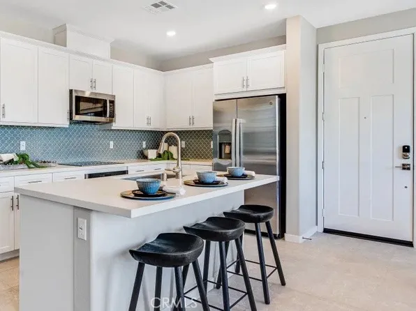 2837 E Amberley Privado, Ontario, CA 91762