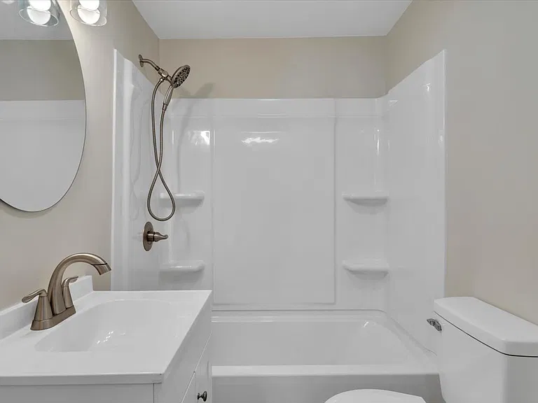 4532 Tacoma St NE — Photo 9