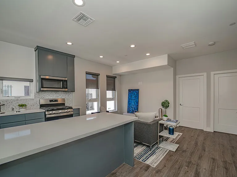4532 Saint Charles Pl #4526 — Photo 12