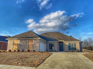 116 Porter Ridge Dr, Canton, MS 39046