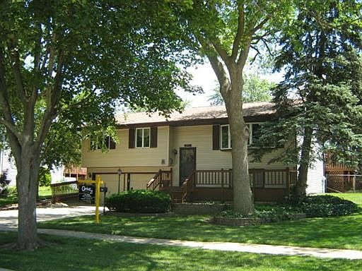 1st image of 615 Norwood Ln