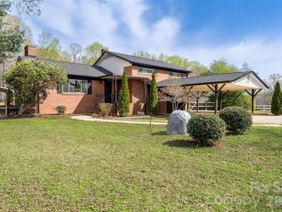 9424 Pembroke Rd, Huntersville, NC, 28078