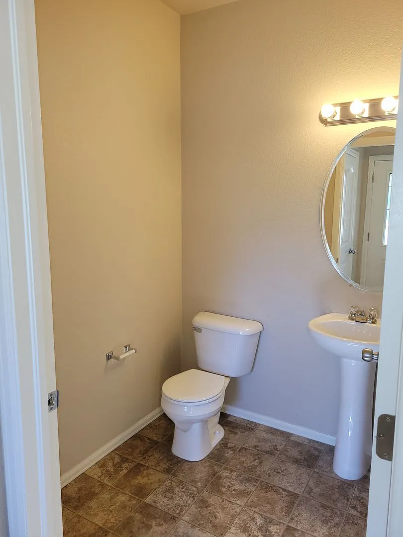 3063 Harpy Grove - Soaring Eagles - Townhome - 3 bedroom / 2.5 bath / 2 car garage — Photo 3