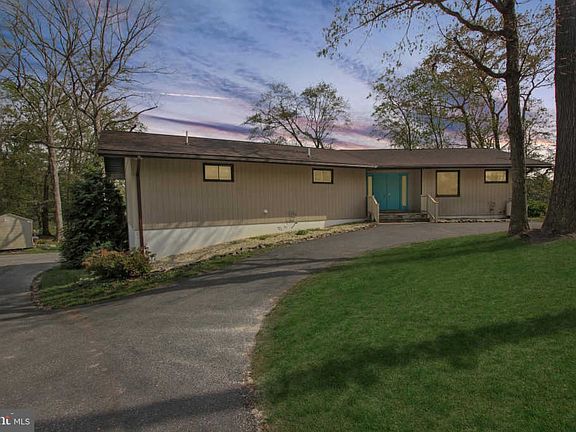 5th image of 24263 Beaver Dam Dr