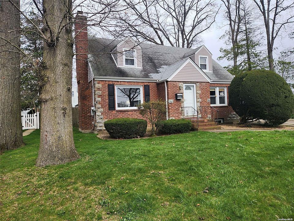 1st image of 330 Jackson Avenue
