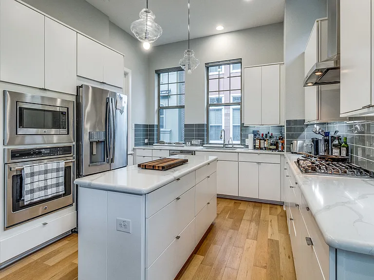 1309 Arch Pl — Photo 18