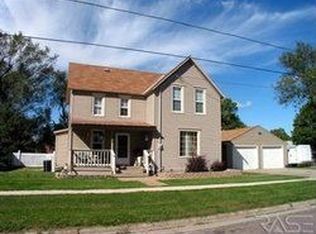 135 S Poplar Ave, Tea, SD 57064