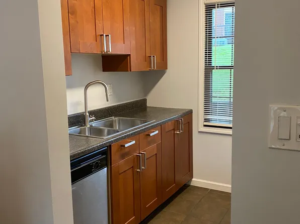 1020 Pennsbury Blvd, Pittsburgh, PA 15205