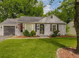 7215 Linden St, Prairie Village, KS 66208