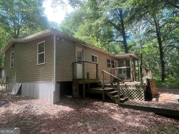 2103 W Waters Ln, Statesboro, GA 30461