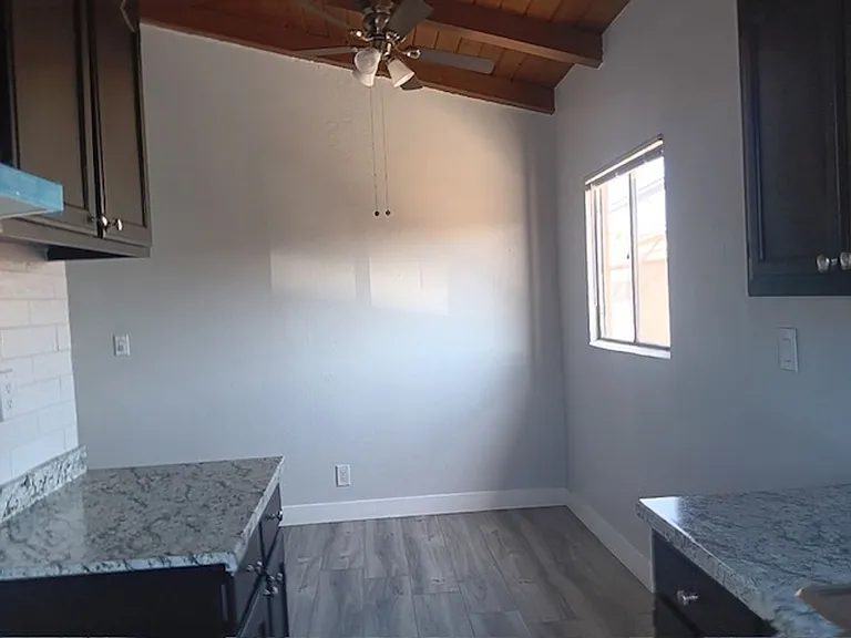 6346 Middleton Ave — Photo 30
