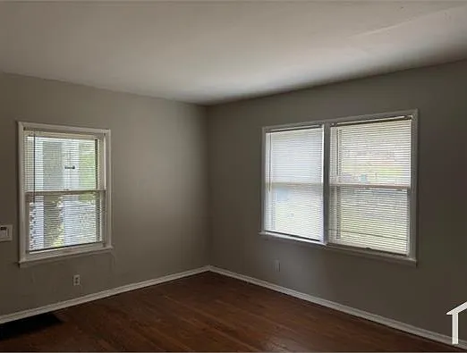 7205 Harney Ave — Photo 6