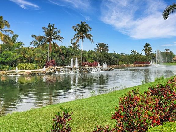 4th image of 636 Venezia Grande DR