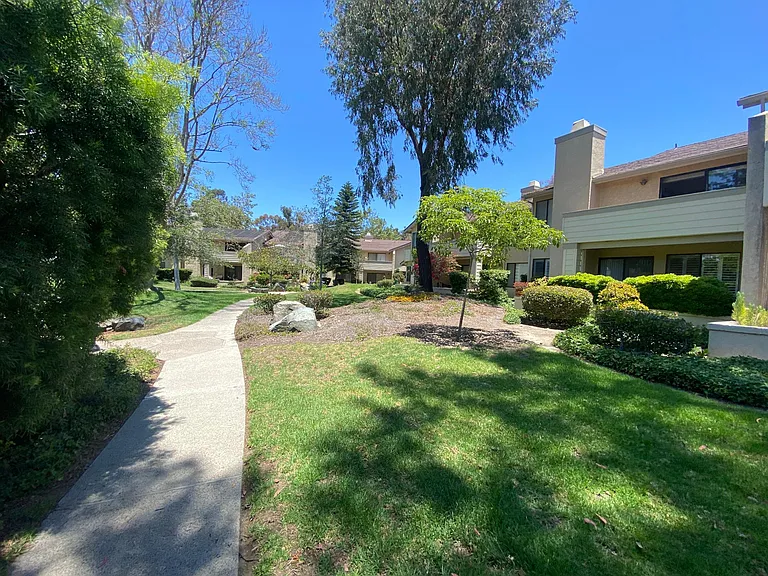 10381 Crosscreek Ter — Photo 34