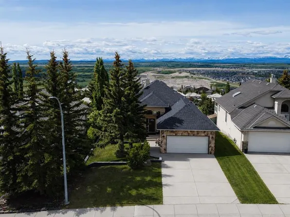 321 NE Gleneagles Vw, Cochrane, AB T4C 1P4