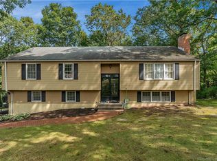 46 School Hill Ln, Westbrook, CT 06498