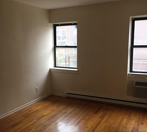 5th image of 240 E 81st St APT 3N