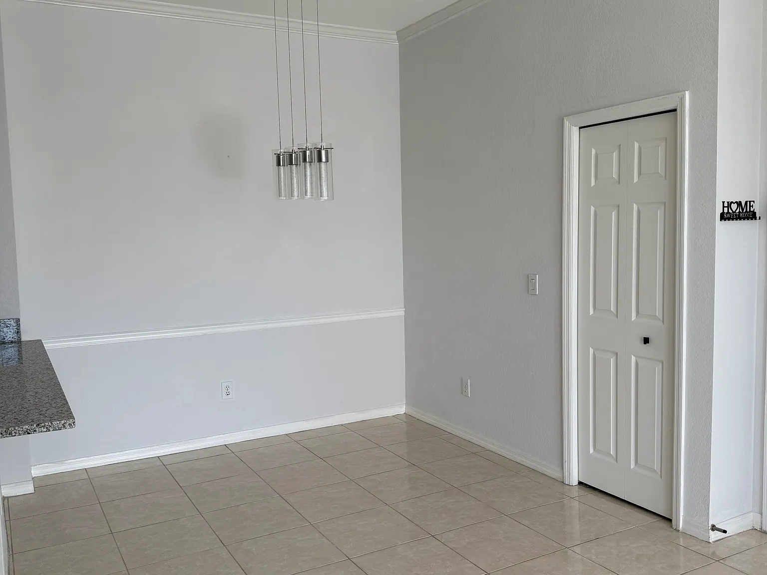 2 bed, 1.5 bath, 1200 sqft, $1,780 — Photo 4