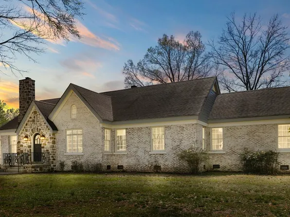 300 Roosevelt Ave, West Memphis, AR 72301