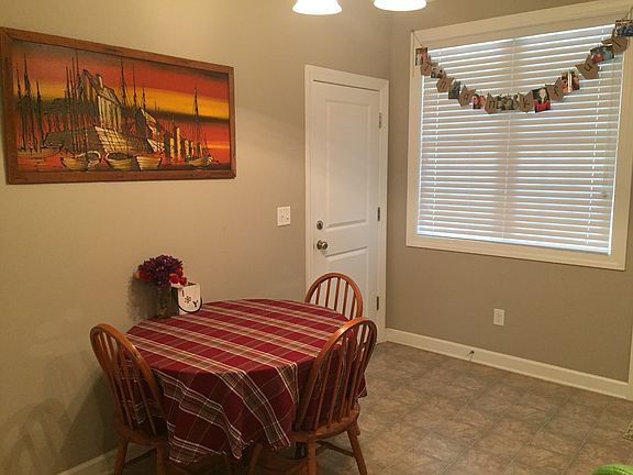 Dinning area with table for four