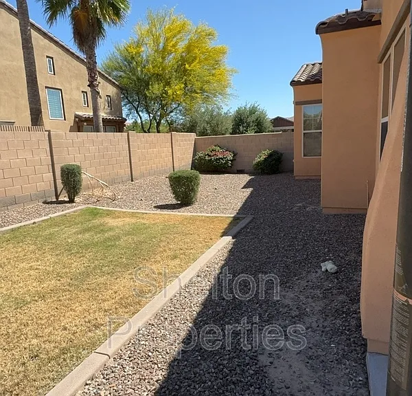 15192 W Columbine Dr — Photo 11