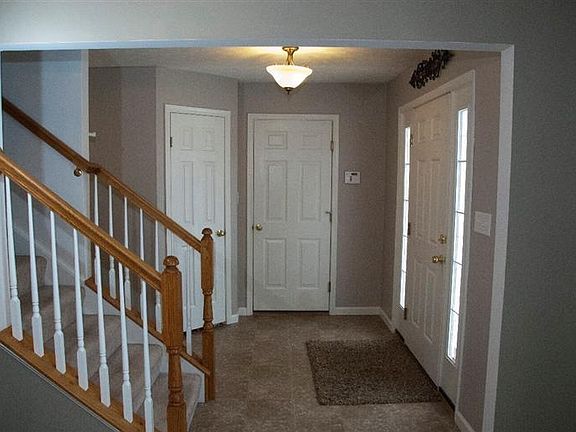 3rd image of 3298 Montpelier Dr