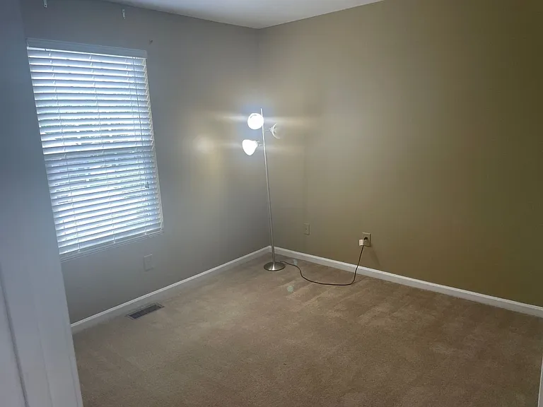 109 Gupton Ct — Photo 16