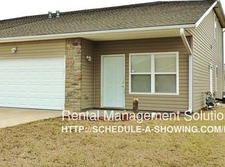 4110 SW Shenandoah Rd, Topeka, KS 66610