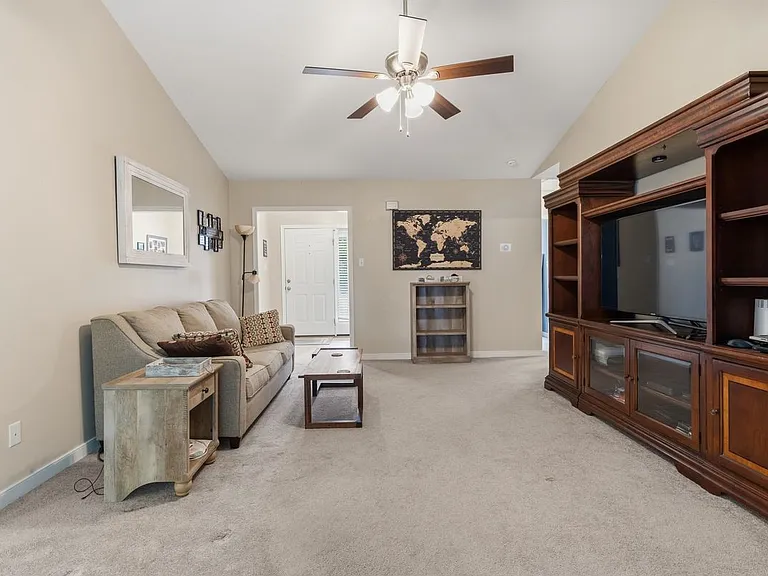 7916 Featherchase Ter — Photo 5