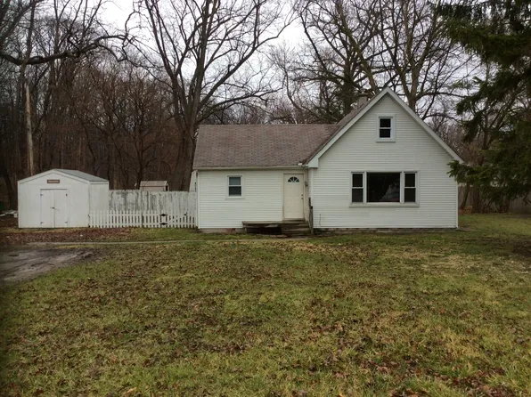 5440 Central Dr, Monroe, MI 48161