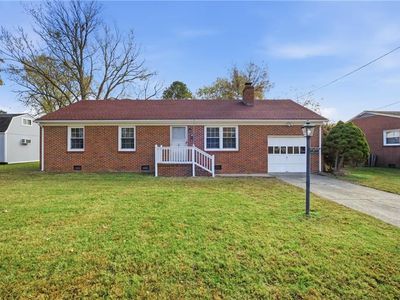 5 Lakeview Dr, Newport News, VA, 23602