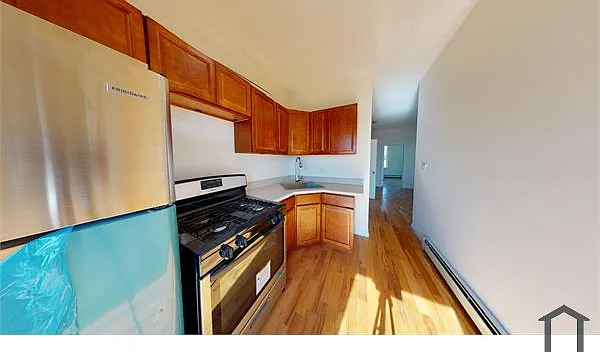 2 bed, $2,850 — Photo 2