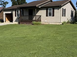 44 Patrician Dr, Chillicothe, OH 45601